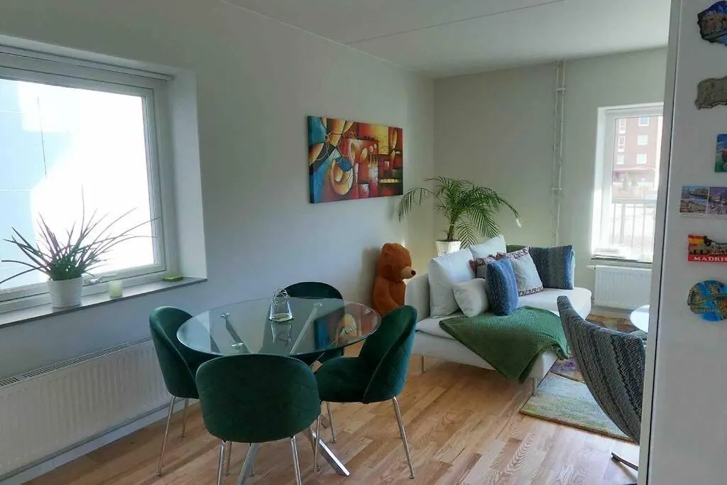 Homestay - Private Room In An Apartment Gothenburg