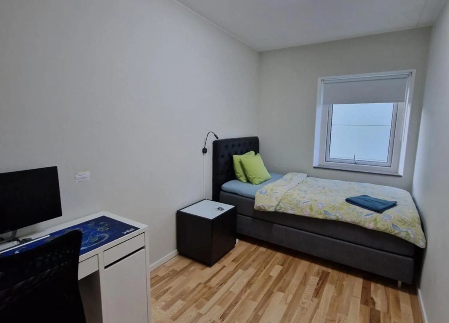 Homestay - Private Room In An Apartment Γκέτεμποργκ